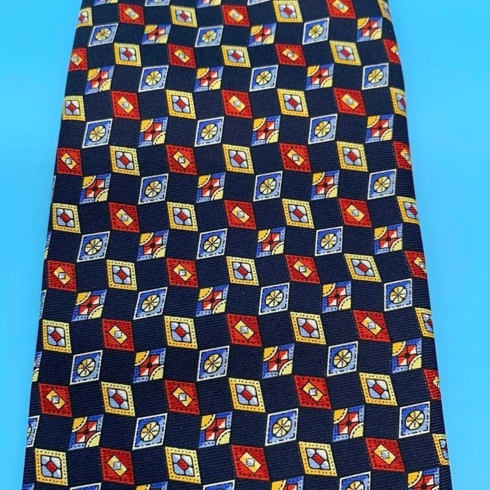Vintage Charles Rose Geometric 100% Silk Preppy Men's Classic Neck Tie